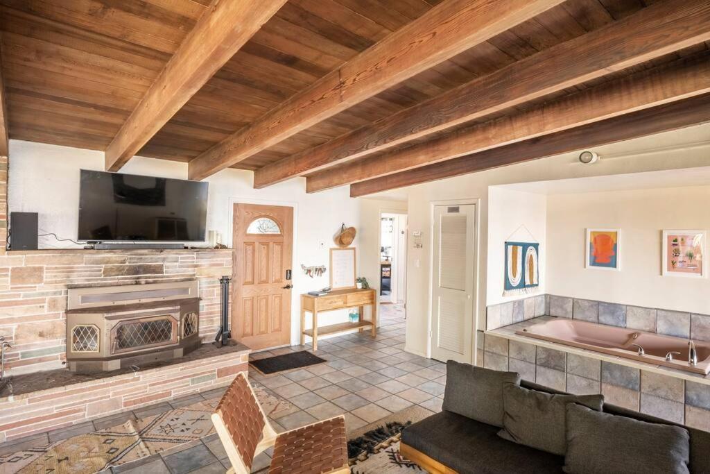 Driftwood Lodge ~ 5 Bedroom / 7 Bath ~ 30-Acre Private Estate On Hwy 1 ~ Hot Tub ~ Oceanview ~ Reunions & Retreats Walsh Landing Exteriér fotografie